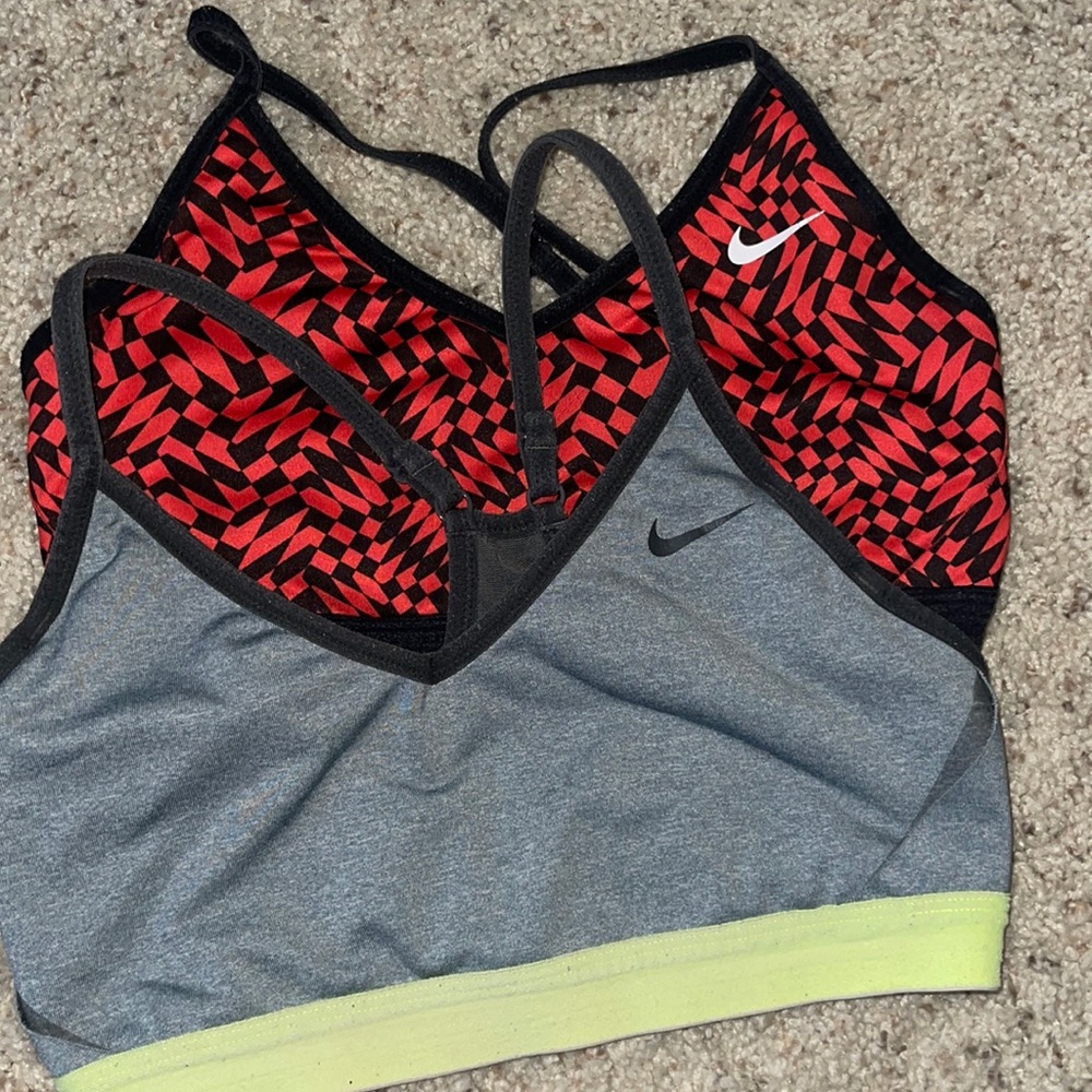 NIKE- S. 2 sport bra bundle